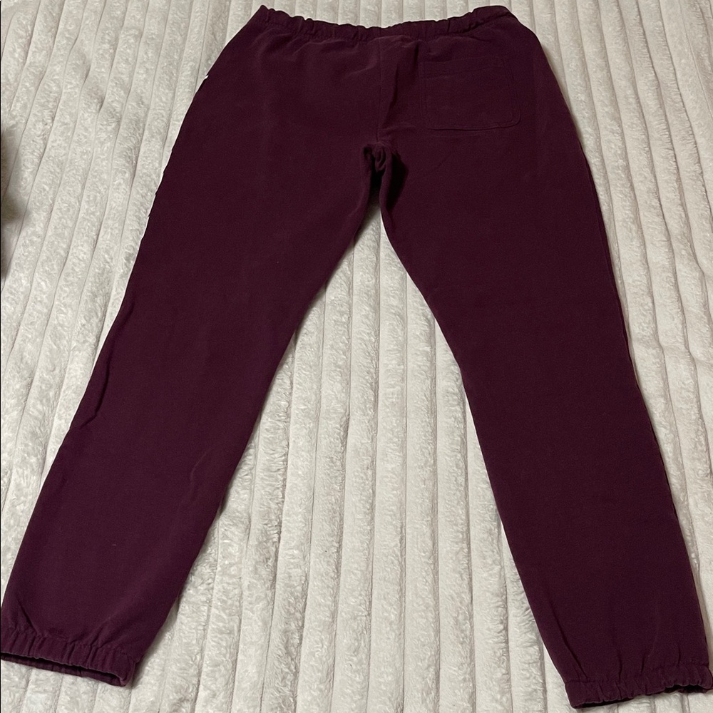PINK VS Jogger | Size Medium - Picture 7 of 8